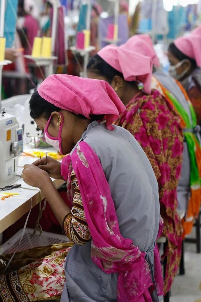 How Fashion Industry Impacts On Its Workers